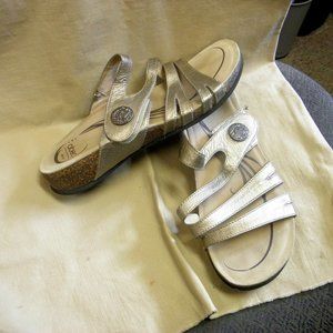 pair of Abeo leather sandals